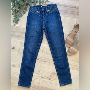 Levi’s 721 High Rise Skinny Ankle Size 27